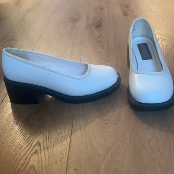 Vintage white chunky heels size 6 - Picture 12 of 12